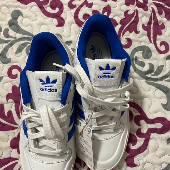 Adidas forum Bonega new - Picture 2 of 5